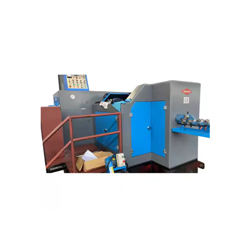 Kraftig bulttillverkningsmaskin